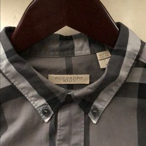 Burberry Button down size L (fits like a M -L)